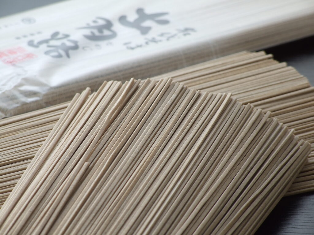 乾麺ギフト出羽路【20把　段ボール入り】 [11,880円]