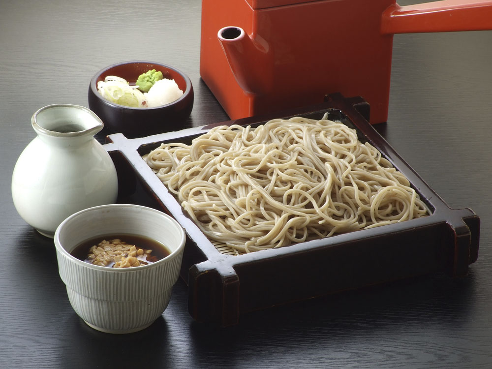 冷し納豆そば1375円 - 
