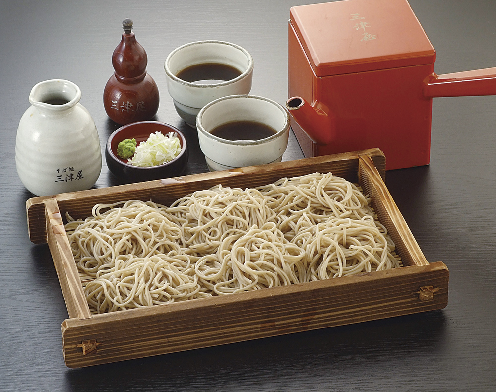 半板そば 一八〇〇円 - 